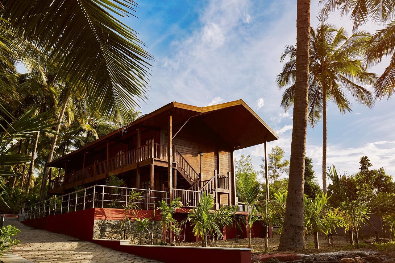 Hotel Sterling Anaikatti Varagampadi Exterior foto